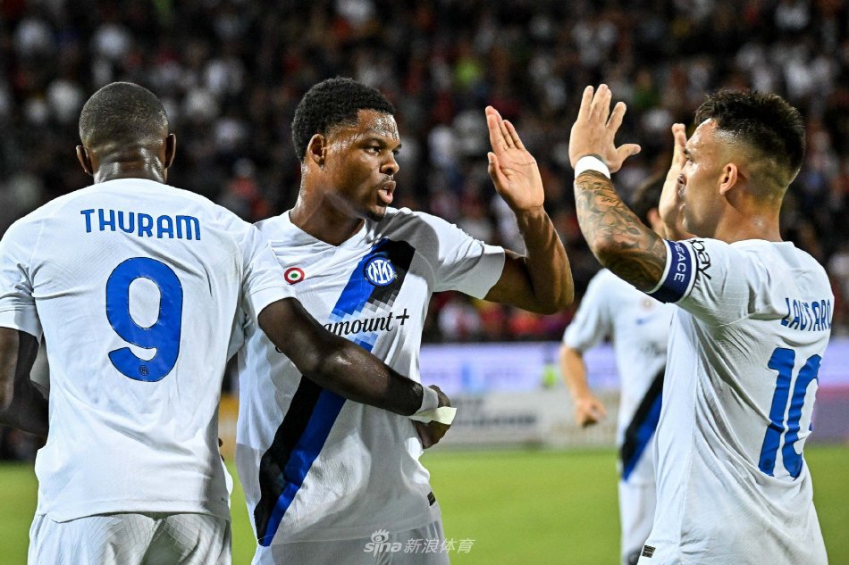 异常冷清 异常冷清