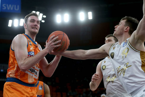 但对于处在 但对于处在