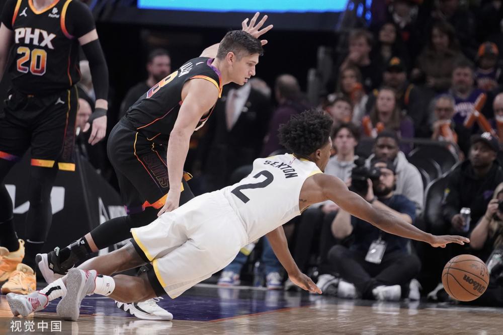 界寄予了厚 界寄予了厚